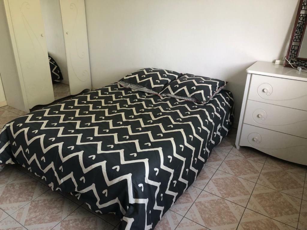 Villa Plein Pied Rez-De-Chaussee+1 Avec Dependance Cenon Eksteriør billede